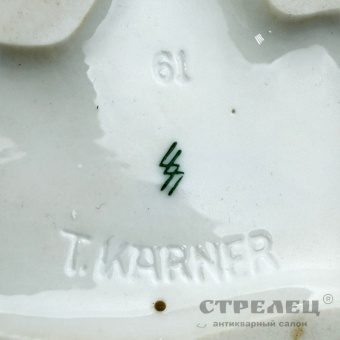 Фарфоровая статуэтка «Сидящий заяц».  Allach, Германия, ок. 1940 г.